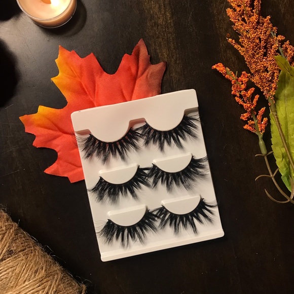 LAST ONE!! NEW!! 💫 3D MINK 3 PAIR FALSE LASHES - Picture 4 of 5